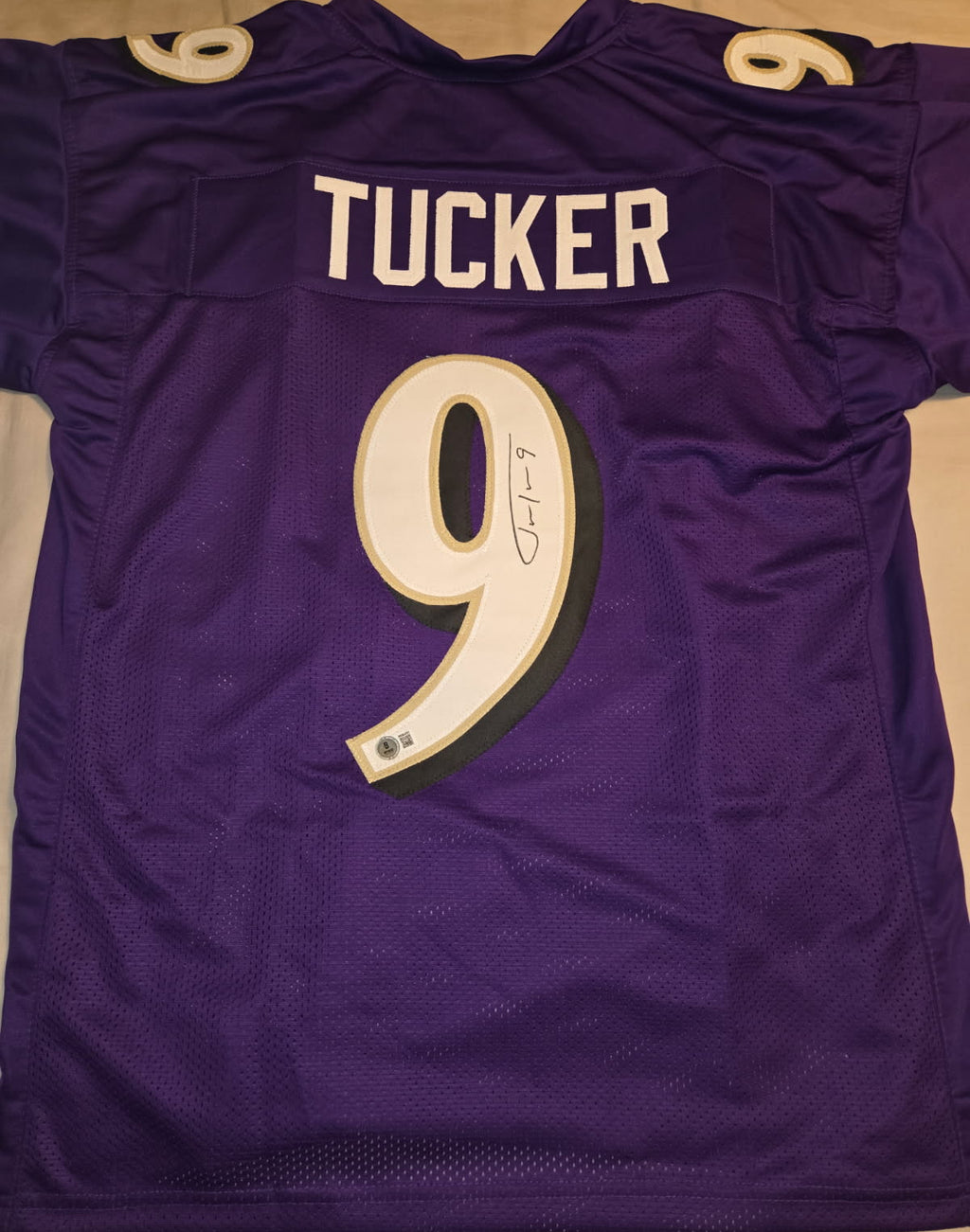 Juston Tucker Signed Jersey (Beckett)