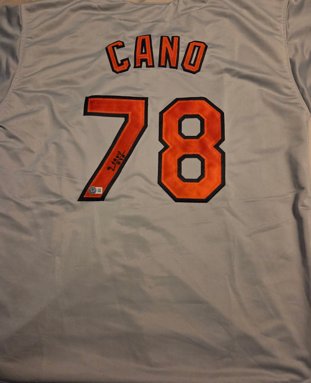 Yennier Cano Signed Jersey (Beckett Witnessed)