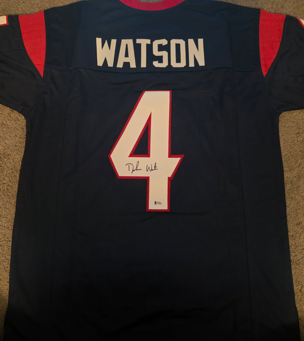 Deshaun Watson Signed Jersey (Beckett Witnessed)