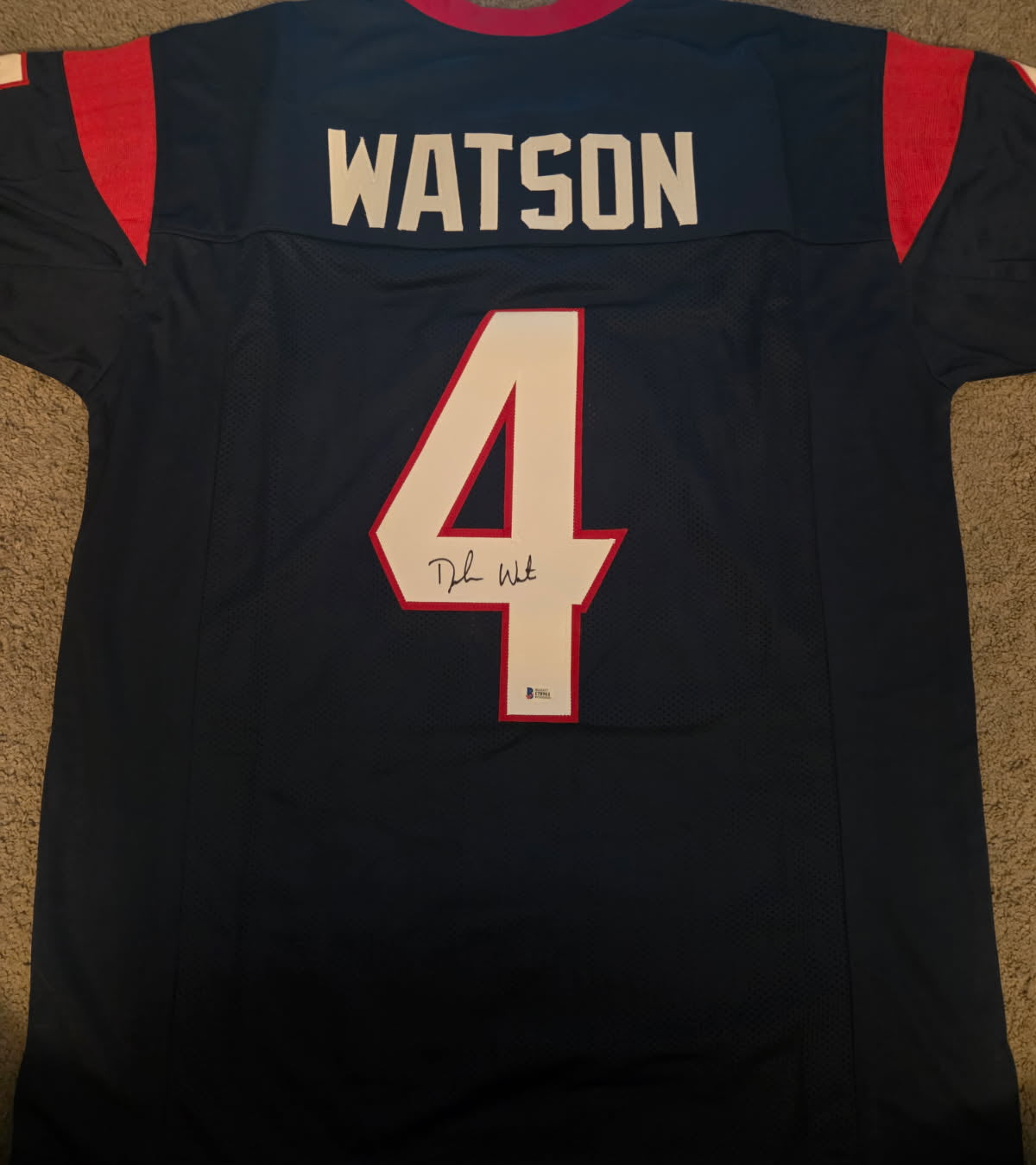 Deshaun Watson Signed Jersey (Beckett Witnessed)