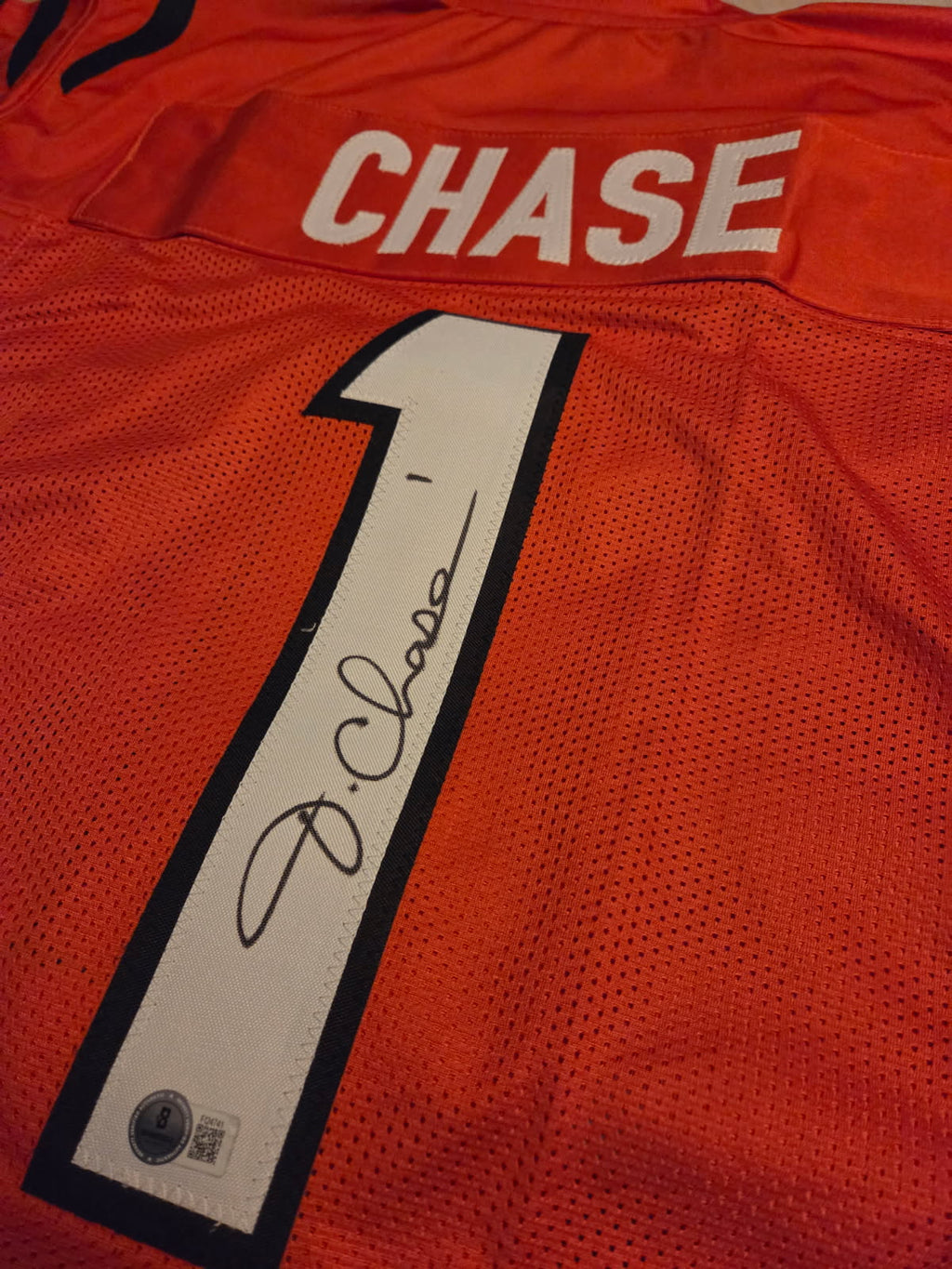Ja'Marr Chase Signed Jersey (Beckett)