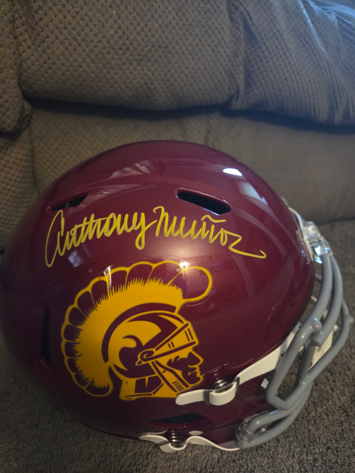 Anthony Munoz Signed USC Trojans Full-Size Speed Helmet (Schwartz)