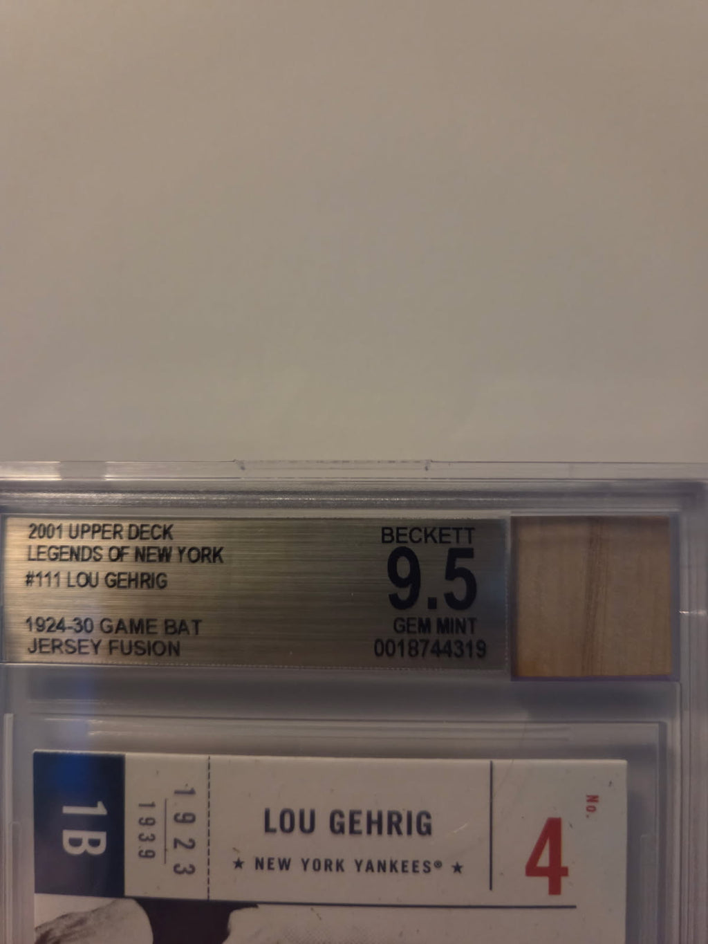 Lou Gehrig 2001 Upper Deck Legends of New York 1924-30 Game Bat
